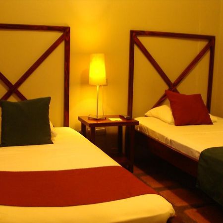 Hotel Либерия Экстерьер фото