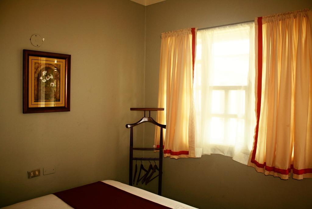 Hotel Либерия Экстерьер фото