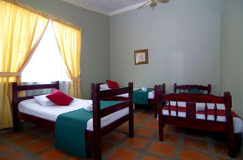Hotel Либерия Экстерьер фото